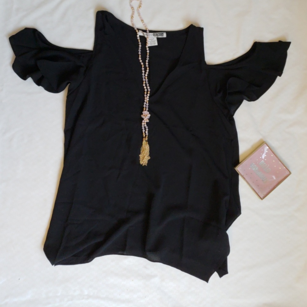 Open Shoulder Black blouse